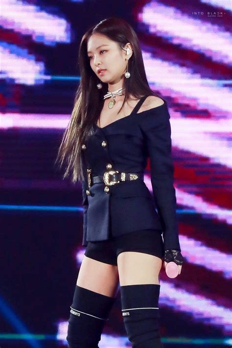 Jennie Is All About the Volume With Her Latest Looks 